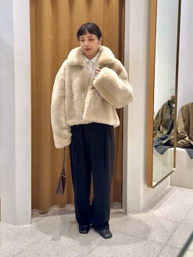 「ファーコート」｜「アイテム（ジャケット/アウター）」を使った、ODAKAさん（レディース・153cm）の秋コーディネート
