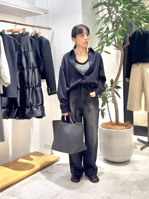 センタープレスブラックデニムパンツ（デニムパンツ）｜Whim Gazette