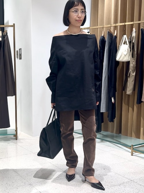 【美品】Hoaw. フラップボストンバッグ ウィムガゼット 本革 レザー 黒 Hoaw.】フラップボストンバッグ（ボストンバッグ）｜Whim