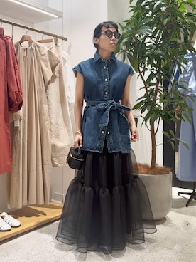 「Whim Gazette（ウィムガゼット）の＜インフルエンサーコラボカラーあり＞【Hoaw.】ストラップサンダル（サンダル、ブラック系）」を使った、ODAKAさん（レディース・153cm）の春コーディネート