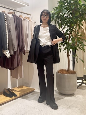 「Whim Gazette（ウィムガゼット）のシアーノーカラージャケット（ノーカラージャケット、ブラック系）」を使った、ODAKAさん（レディース・153cm）の春コーディネート