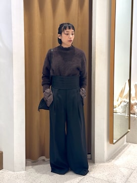 「Whim Gazette（ウィムガゼット）のファークループルオーバー（ニット/セーター）」を使った、ODAKAさん（レディース・153cm）の秋コーディネート