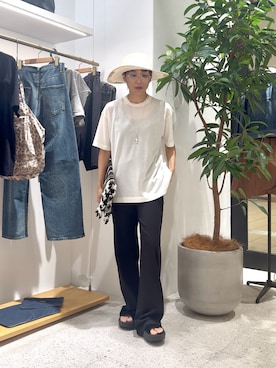 「Whim Gazette（ウィムガゼット）の【Hoaw.】パナマハット（ハット、ホワイト系）」を使った、ODAKAさん（レディース・153cm）の夏コーディネート