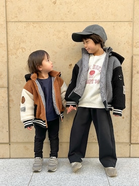 「GU（ジーユー）のアイテム（キャップ）」を使った、さっくん＆かいくんさん（キッズ・110cm）の春コーディネート