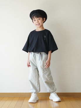 「IENA ENFANT（イエナアンファン）の【BASIC】エトワールベレー kids（ハンチング/ベレー帽、ブラック系）」を使った、さっくん＆かいくんさん（キッズ・110cm）の夏コーディネート