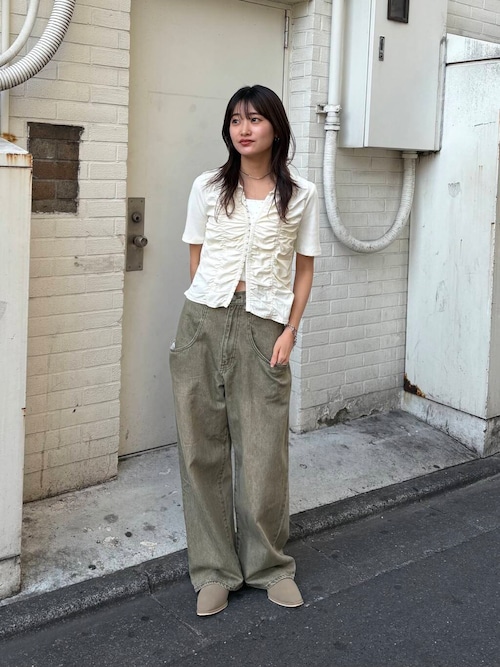 カップ付きクロップドキャミソール