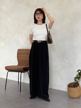 「Thevon（ゼボン）のチャーム付きコンパクトTシャツ（Tシャツ/カットソー、ホワイト系）」を使った、omochiさん（レディース・154cm）の夏コーディネート