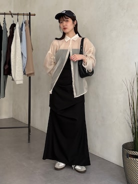 「Thevon（ゼボン）のラメワッシャー袖シャーリングシアーシャツ（シャツ/ブラウス、ホワイト系）」を使った、omochiさん（レディース・154cm）の春コーディネート