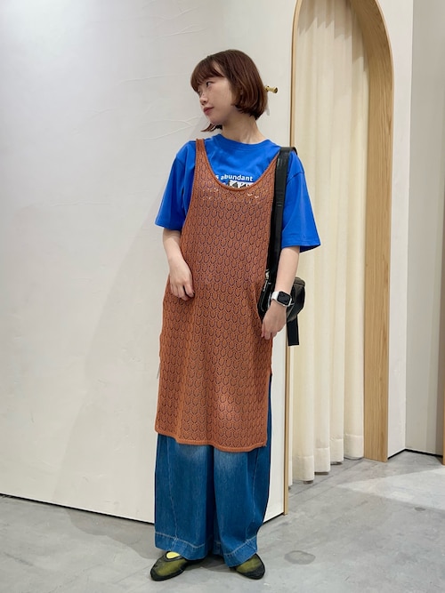 【UNISEX】牛グラフィックTEE