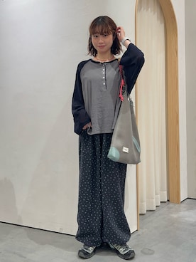 「CIAOPANIC TYPY（チャオパニックティピー）の【2WAY】シアーラグランヘンリーネックTee（Tシャツ/カットソー、グレー系）」を使った、kimura_no_fukuさん（レディース・155cm）の夏コーディネート