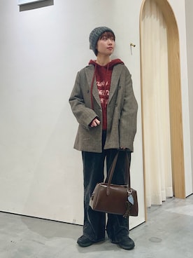 「アイテム（ニットキャップ/ビーニー、グレー系）」を使った、kimura_no_fukuさん（レディース・155cm）の冬コーディネート