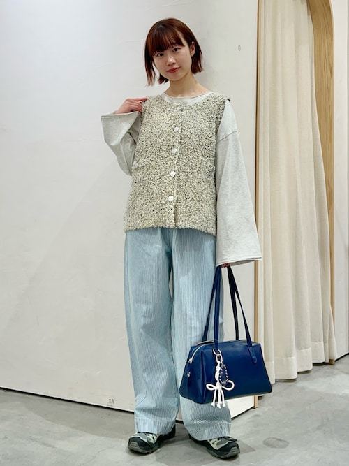 セール】【ペットボトル収納可能】ハートスタッズチャーム付きボストン