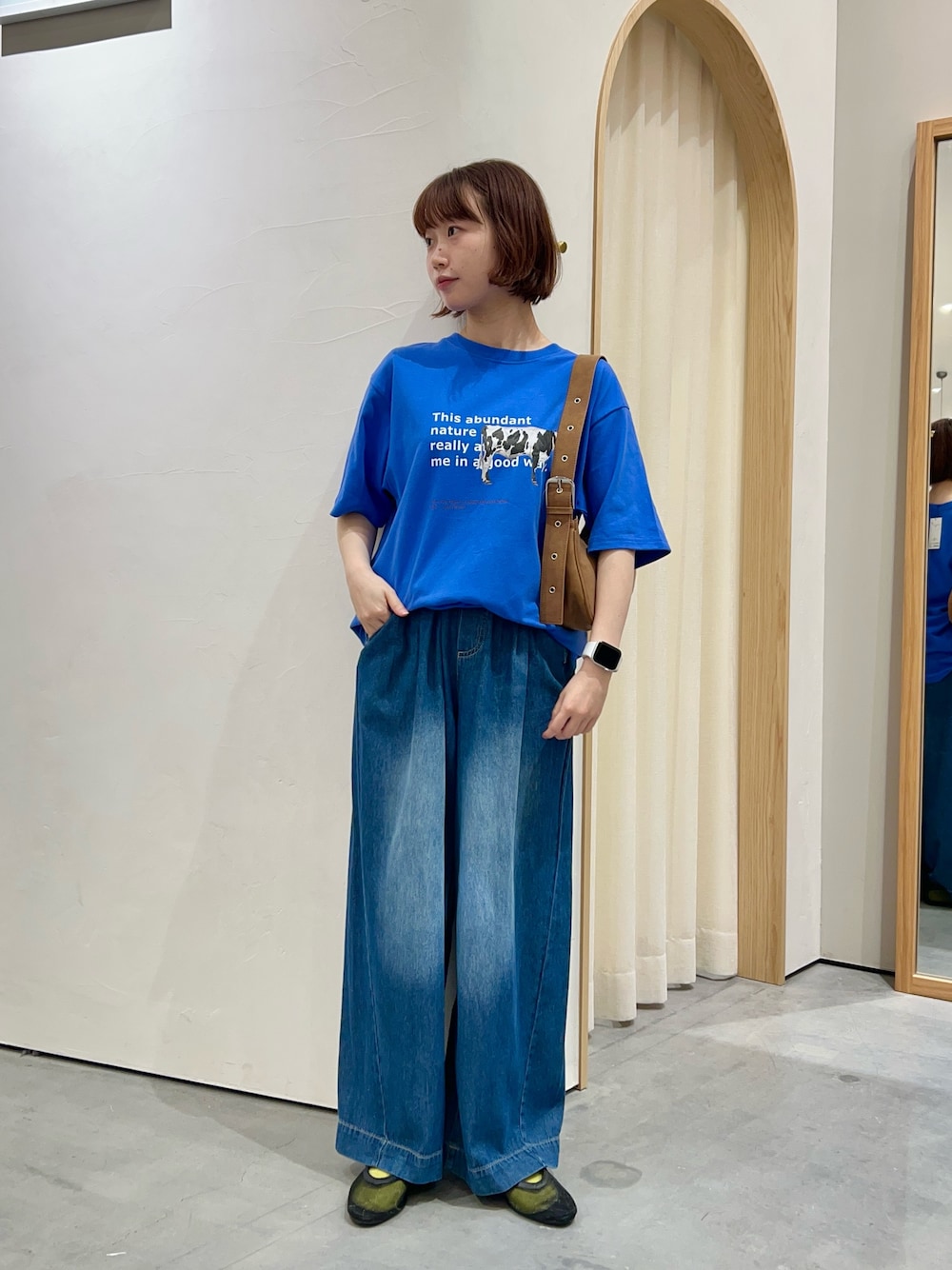 C5396 ブルーニット×イージーパンツコーデ 1751298048_1000.jpg