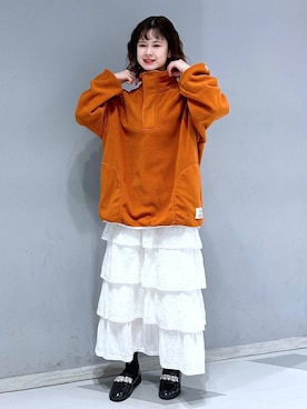 「アイテム（スウェット）」を使った、理咲さん（レディース・163cm・20代）の秋コーディネート