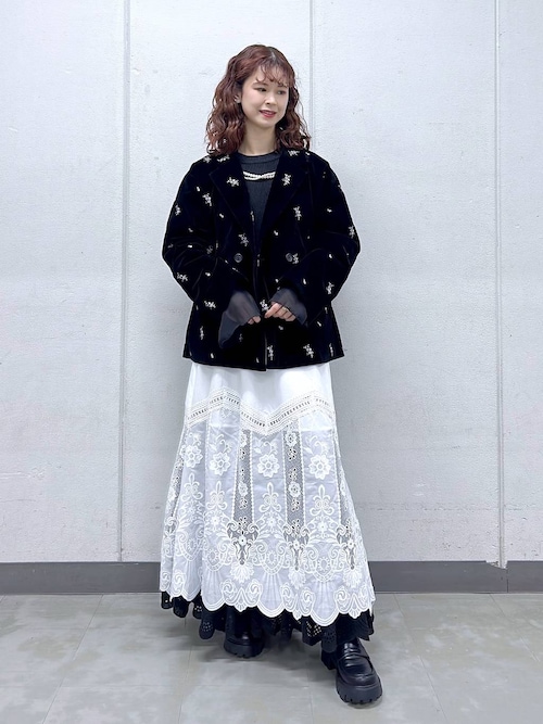 刺繍入り　ベルベット　テーラードジャケット Mサイズ　フローラル　ベロア セール】フラワー刺繍/ベロアテーラードジャケット（テーラード