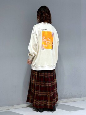 「アイテム（スウェット）」を使った、理咲さん（レディース・163cm・20代）の秋コーディネート