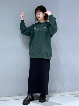 「アイテム（スウェット）」を使った、理咲さん（レディース・163cm・20代）の秋コーディネート
