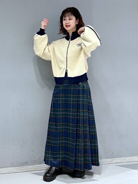 「アイテム（ブーツ）」を使った、理咲さん（レディース・163cm）の秋コーディネート