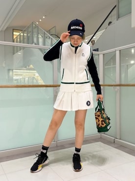 「アイテム（アウトドア/スポーツ）」を使った、BIKI JAPAN スタッフコーデさん（レディース・164cm）の秋コーディネート