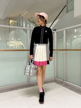 「アイテム（アウトドア/スポーツ）」を使った、BIKI JAPAN スタッフコーデさん（レディース・164cm）の秋コーディネート