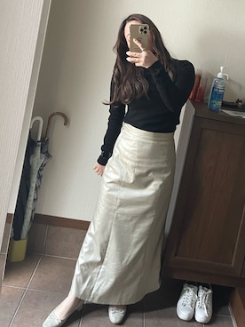 「UNIQLO（ユニクロ）のエクストラファインメリノリブタートルネックセーター（長袖）（ニット/セーター、ブラック系）」を使った、yuzu318さん（レディース・148cm）の春コーディネート