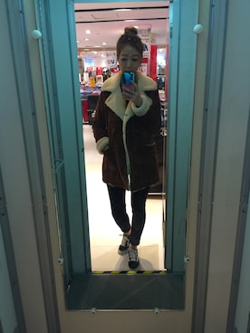 「Levi's（リーバイス）のアイテム（チェスターコート）」を使った、檸檬女神さん（レディース・170cm）の冬コーディネート