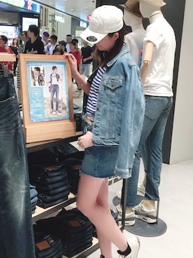 「Levi's（リーバイス）のアイテム（デニムスカート、ブルー系）」を使った、檸檬女神さん（レディース・170cm）の冬コーディネート