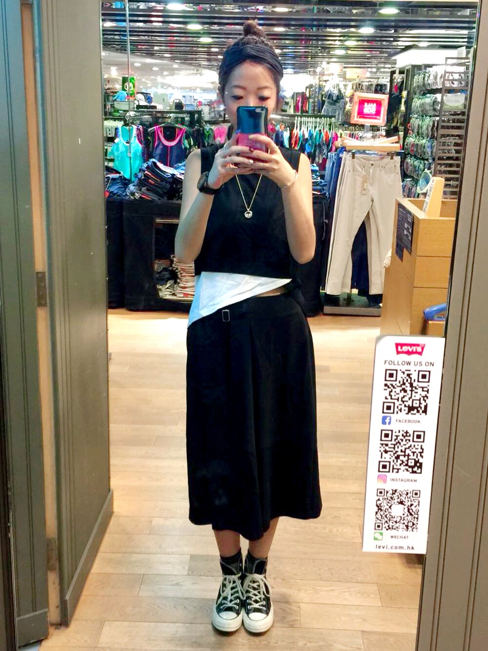 「no brandのアイテム（ドレス、ブラック系）」を使った、檸檬女神さん（レディース・170cm）の春コーディネートの1枚目の写真