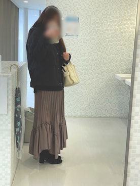 「MARC JACOBS（マークジェイコブス）のアイテム（トートバッグ）」を使った、ayさん（レディース・156cm）の秋コーディネート