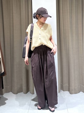 「BARNYARDSTORM（バンヤードストーム）のBARNYARDSTORM / タタックイージーパンツ＜セットアップ対応＞（その他パンツ、ブラウン系）」を使った、こまっちゃんさん（レディース・155cm）の春コーディネート