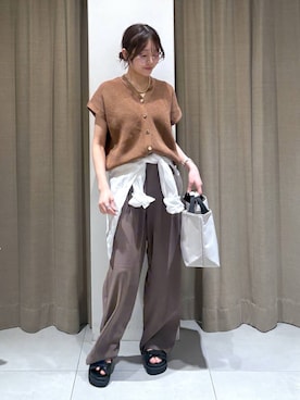 「BARNYARDSTORM（バンヤードストーム）のBARNYARDSTORM /  【新色登場】ダブルクロスワイドパンツ 【『BABALOG』チャンネルご紹介アイテム】（スラックス、グリーン系）」を使った、こまっちゃんさん（レディース・155cm）の春コーディネート