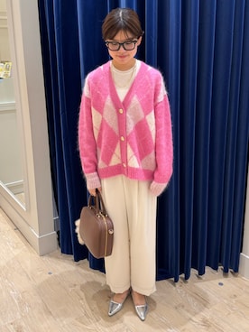 「アイテム（チャーム）」を使った、takahashiさん（レディース・161cm）の秋コーディネート