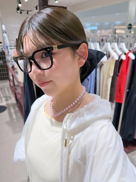 「NOLLEY’S（ノーリーズ）の【MAQWEL/マクウェル】ツートンビーズネックレス（ネックレス、ピンク系）」を使った、takahashiさん（レディース・162cm）の春コーディネート