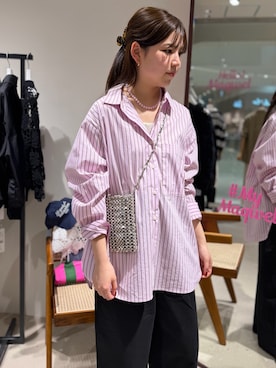 「NOLLEY’S（ノーリーズ）の【MAQWEL/マクウェル】ビーズショルダーポーチ（バックパック/リュック、シルバー系）」を使った、takahashiさん（レディース・162cm）の春コーディネート