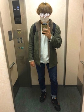 「URBAN RESEARCH（アーバンリサーチ）のアイテム（ムートンコート）」を使った、KTRさん（メンズ・176cm）の冬コーディネート