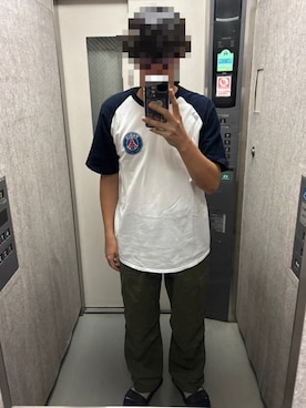 「アイテム（カーゴパンツ）」を使った、KTRさん（メンズ・176cm）の秋コーディネート