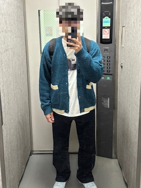 「Adoon plain（アドーンプレーン）のSHAGGY COLOR LINE DOUBLE POCKET CARDIGAN / シャギー配色ラインカーディガン（カーディガン/ボレロ、ブルー系）」を使った、KTRさん（メンズ・176cm）の春コーディネート
