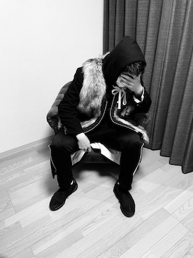 「CHRISTIAN DADA（クリスチャンダダ）のアイテム（チェスターコート）」を使った、D.さん（メンズ・177cm）の冬コーディネート