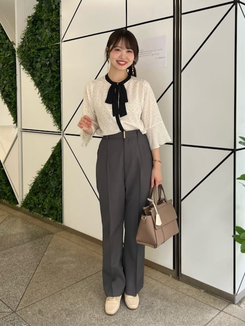 【大人の余裕を♪】Chloe ストレッチウール製フレア パンツ セール】【osono】ハイウエスト美フレアパンツ（その他パンツ