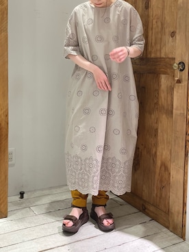 「スカラップ」｜「アイテム（ワンピース）」を使った、Honokaさん（レディース・157cm）の夏コーディネート