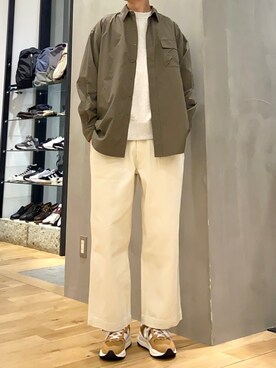 「ビッグシャツ」｜「アイテム（スウェット）」を使った、ショウゴさん（メンズ・182cm）の春コーディネート