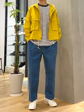 「アイテム（マウンテンパーカー、イエロー系）」を使った、ショウゴさん（メンズ・182cm）の冬コーディネート