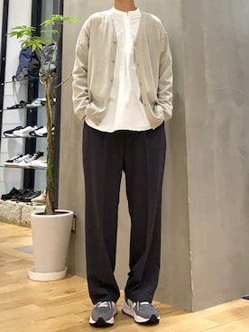 「FORK&SPOON」｜「アイテム（スラックス）」を使った、ショウゴさん（メンズ・182cm）の春コーディネート