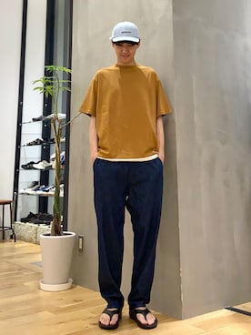 「Lee」｜「アイテム（サンダル）」を使った、ショウゴさん（メンズ・182cm）の春コーディネート