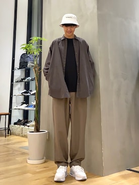 「FRUIT OF THE LOOM（フルーツオブザルーム）のアイテム（帽子）」を使った、ショウゴさん（メンズ・182cm）の春コーディネート