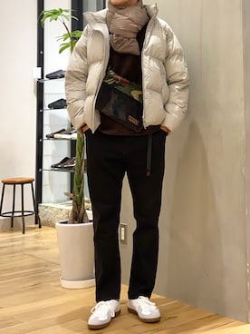 「ジャーマントレーナー」｜「アイテム（ダウンジャケット/コート）」を使った、ショウゴさん（メンズ・182cm）の冬コーディネート