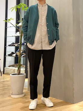 「FORK&SPOON」｜「アイテム（スラックス）」を使った、ショウゴさん（メンズ・182cm）の冬コーディネート