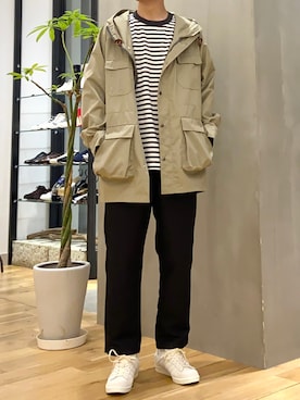 「SIERRA DESIGNS（シェラデザイン）のアイテム（マウンテンパーカー）」を使った、ショウゴさん（メンズ・182cm）の春コーディネート