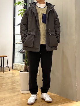 「ジャーマントレーナー」｜「アイテム（ダウンジャケット/コート）」を使った、ショウゴさん（メンズ・182cm）の冬コーディネート