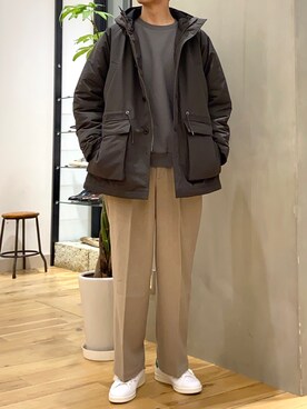 「ストレートパンツ」｜「アイテム（ダウンジャケット/コート）」を使った、ショウゴさん（メンズ・182cm）の冬コーディネート